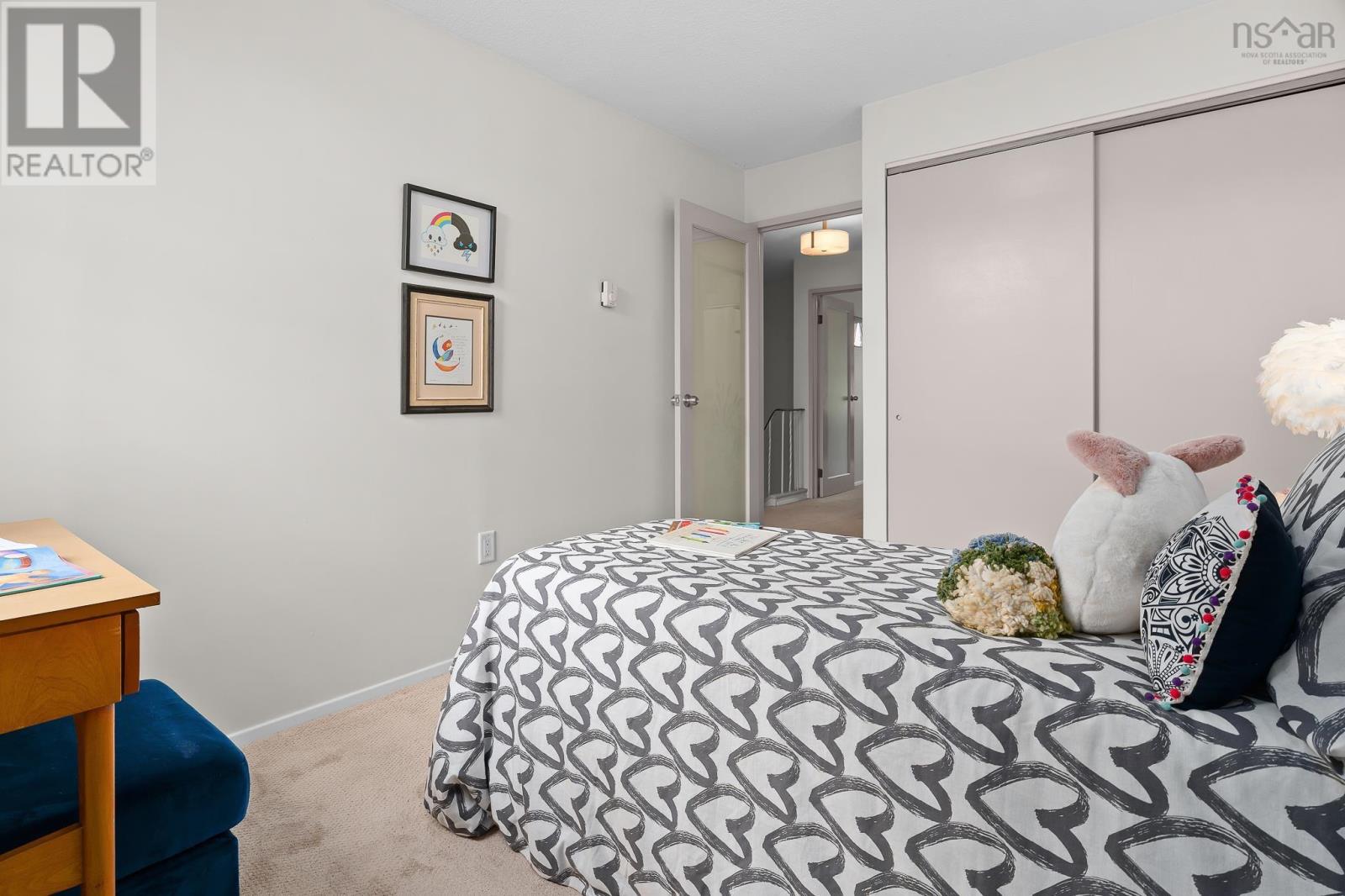 Property 37 of 41 of 40 5561 Sentinal Square