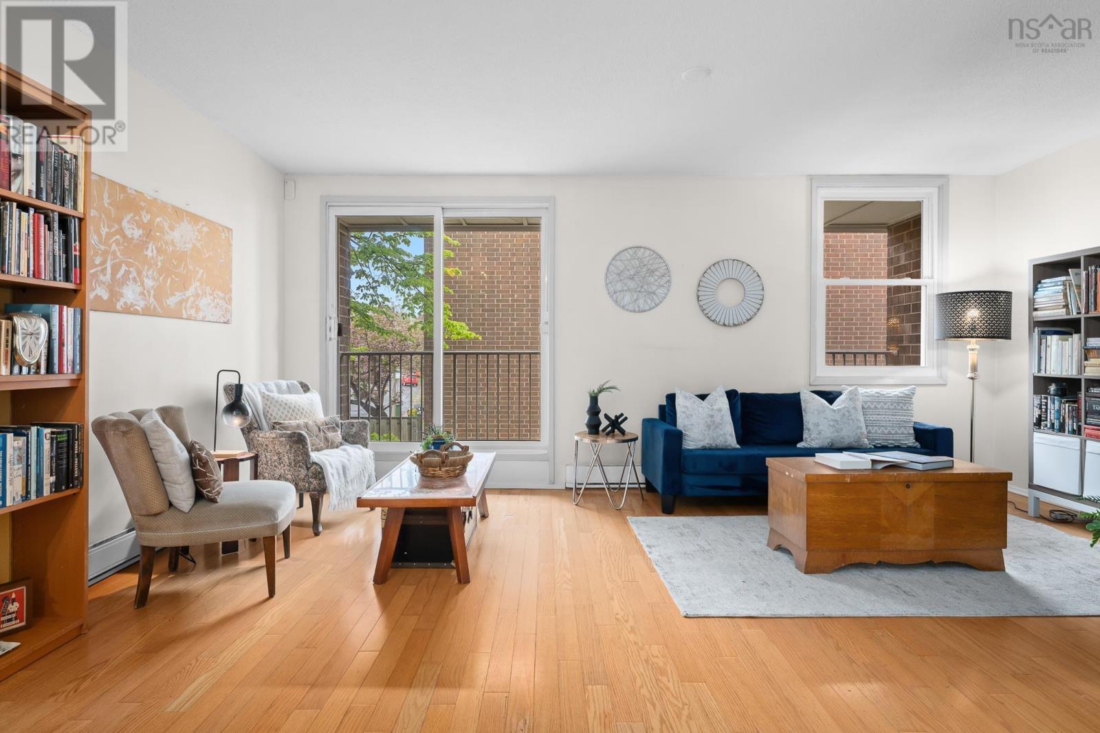 Property 26 of 41 of 40 5561 Sentinal Square