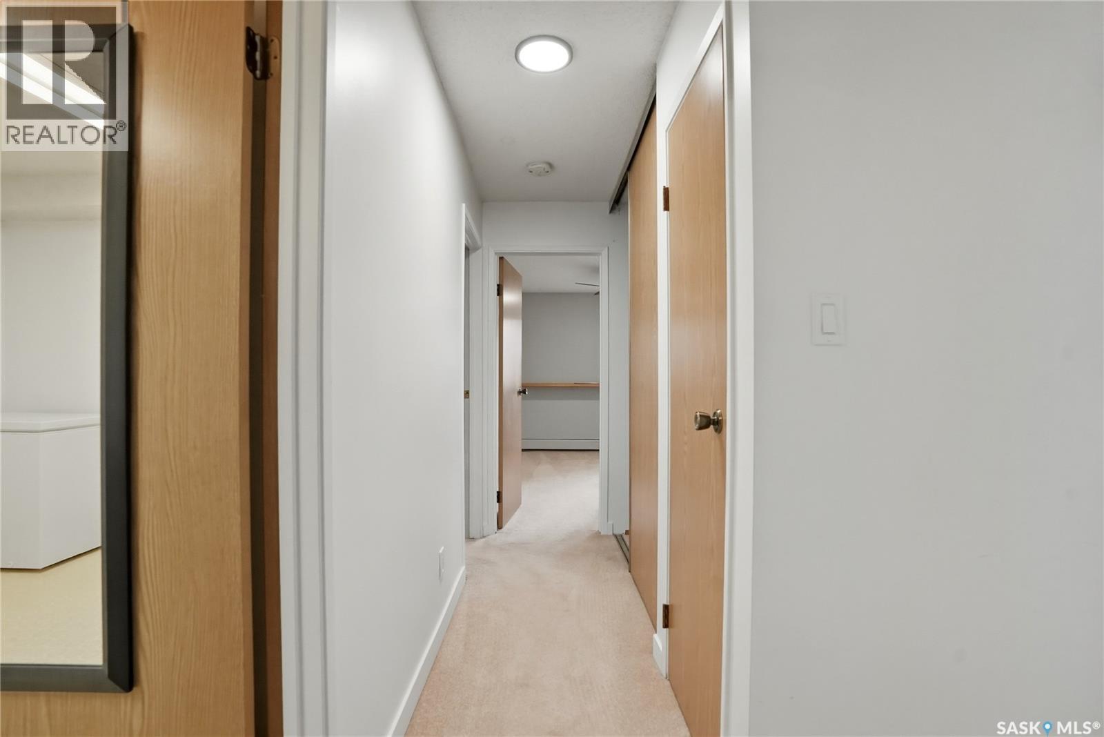 #108 525 5th AVENUE - 25