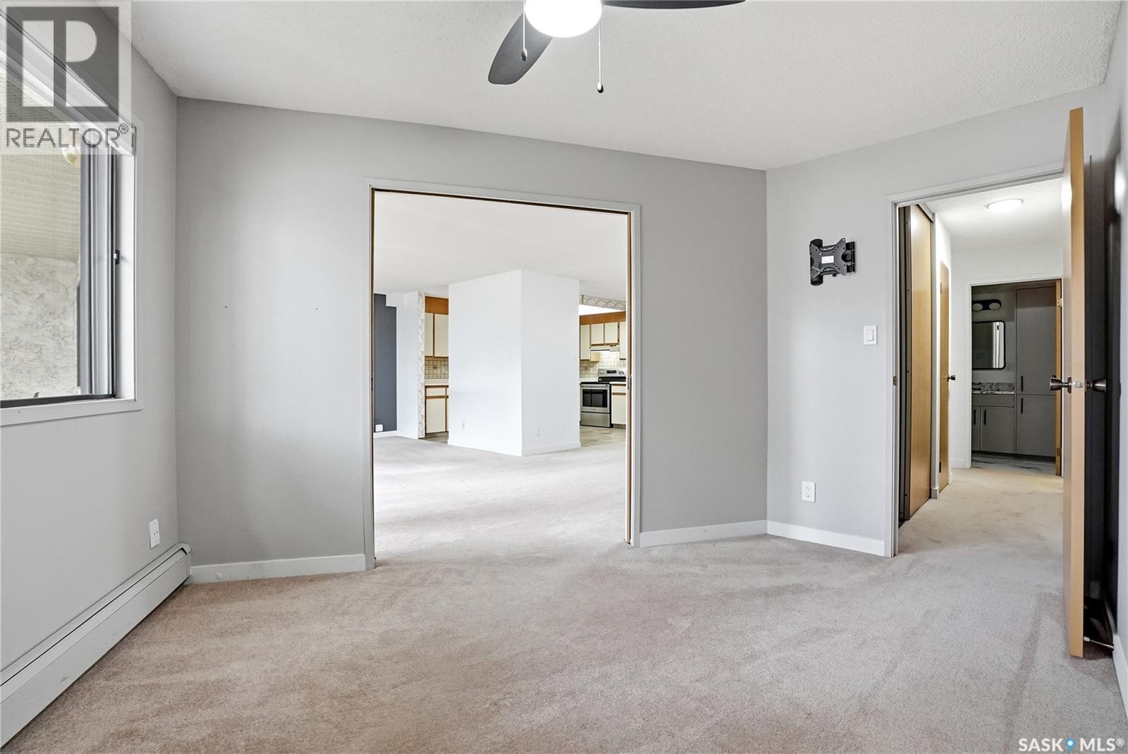 #108 525 5th AVENUE - 32