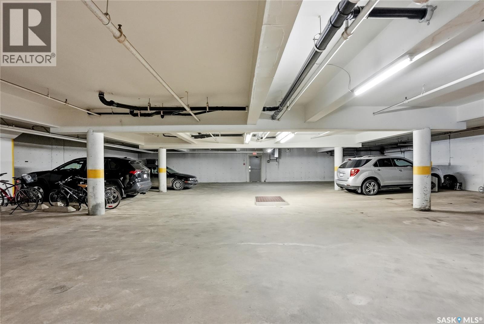 #108 525 5th AVENUE - 38