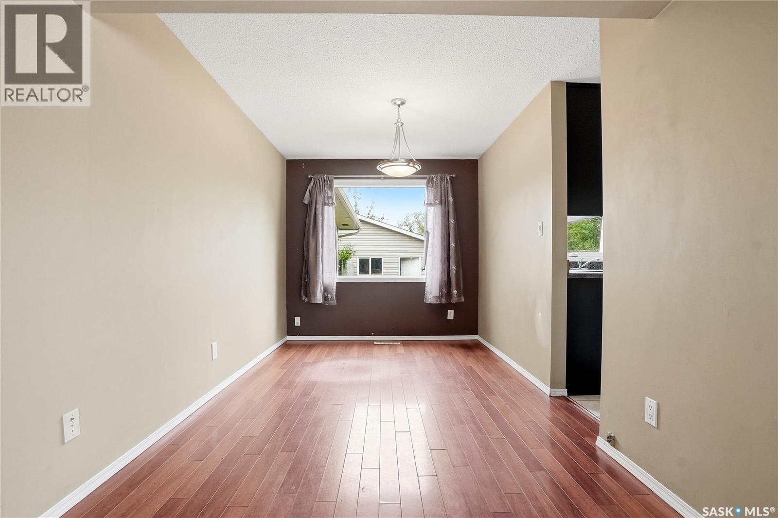 68 Carleton DRIVE - 11