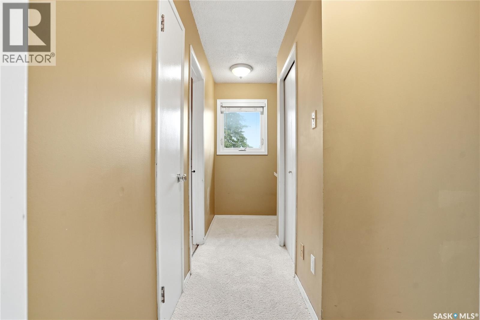 68 Carleton DRIVE - 25