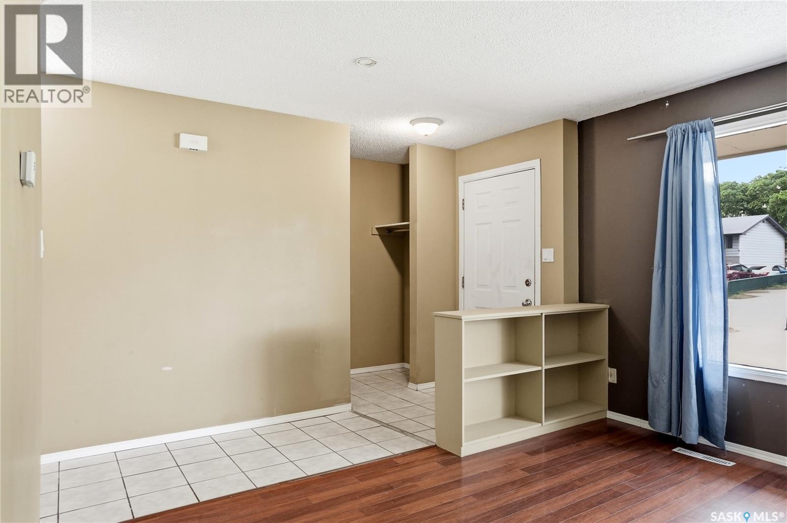 68 Carleton DRIVE - 5