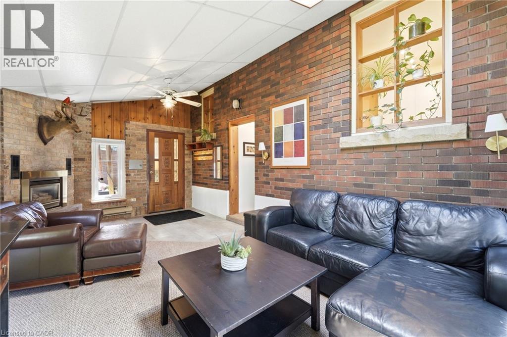 54 RANDALL Avenue - 20