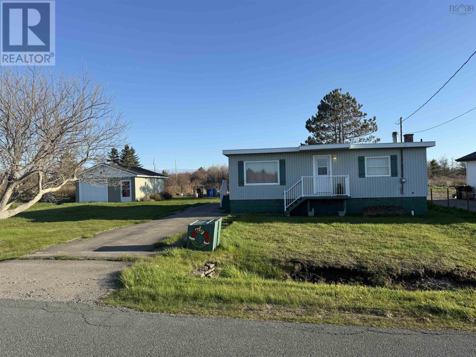 40 Daley Road - 1
