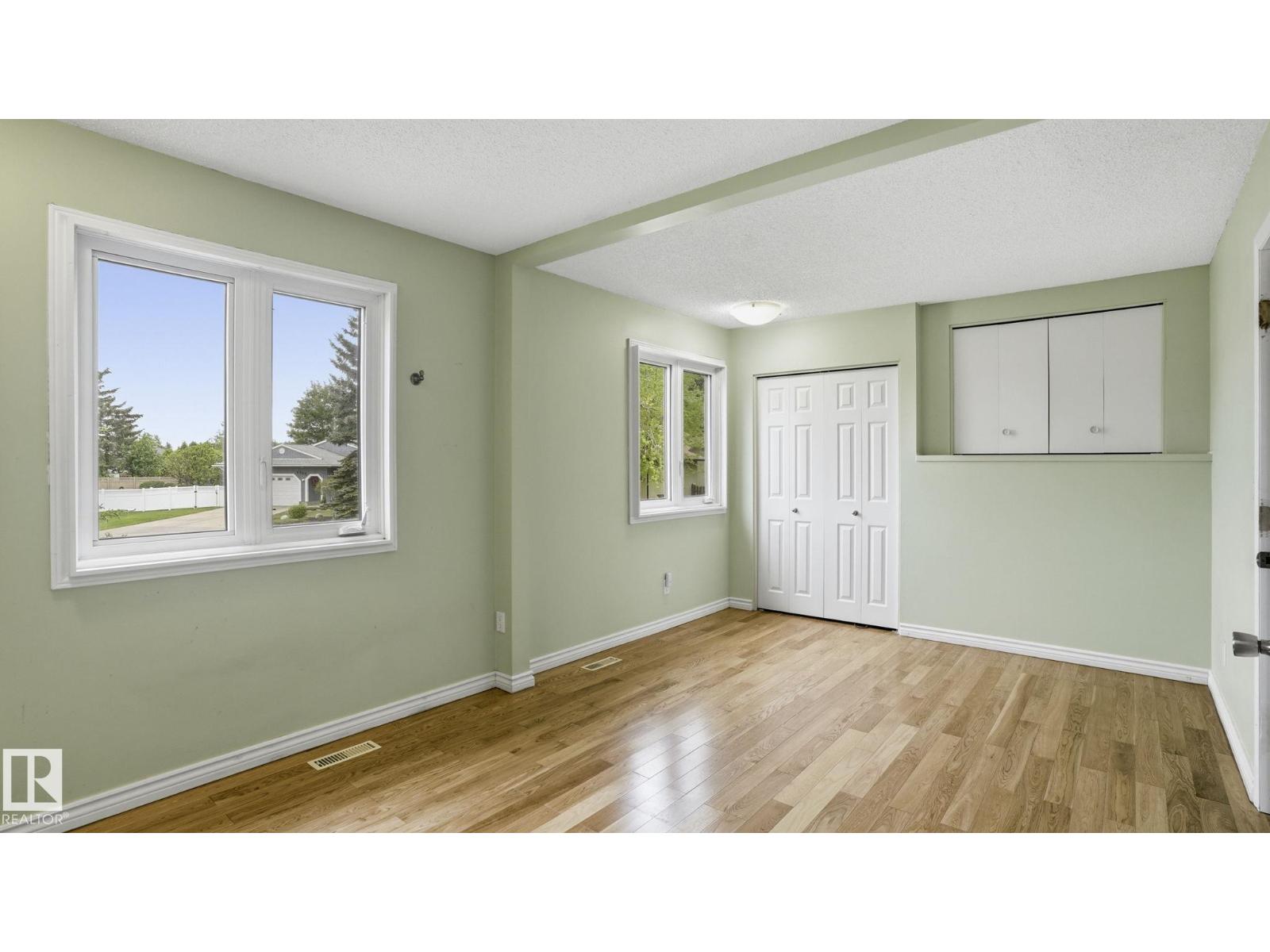 4309 47 ST - 19