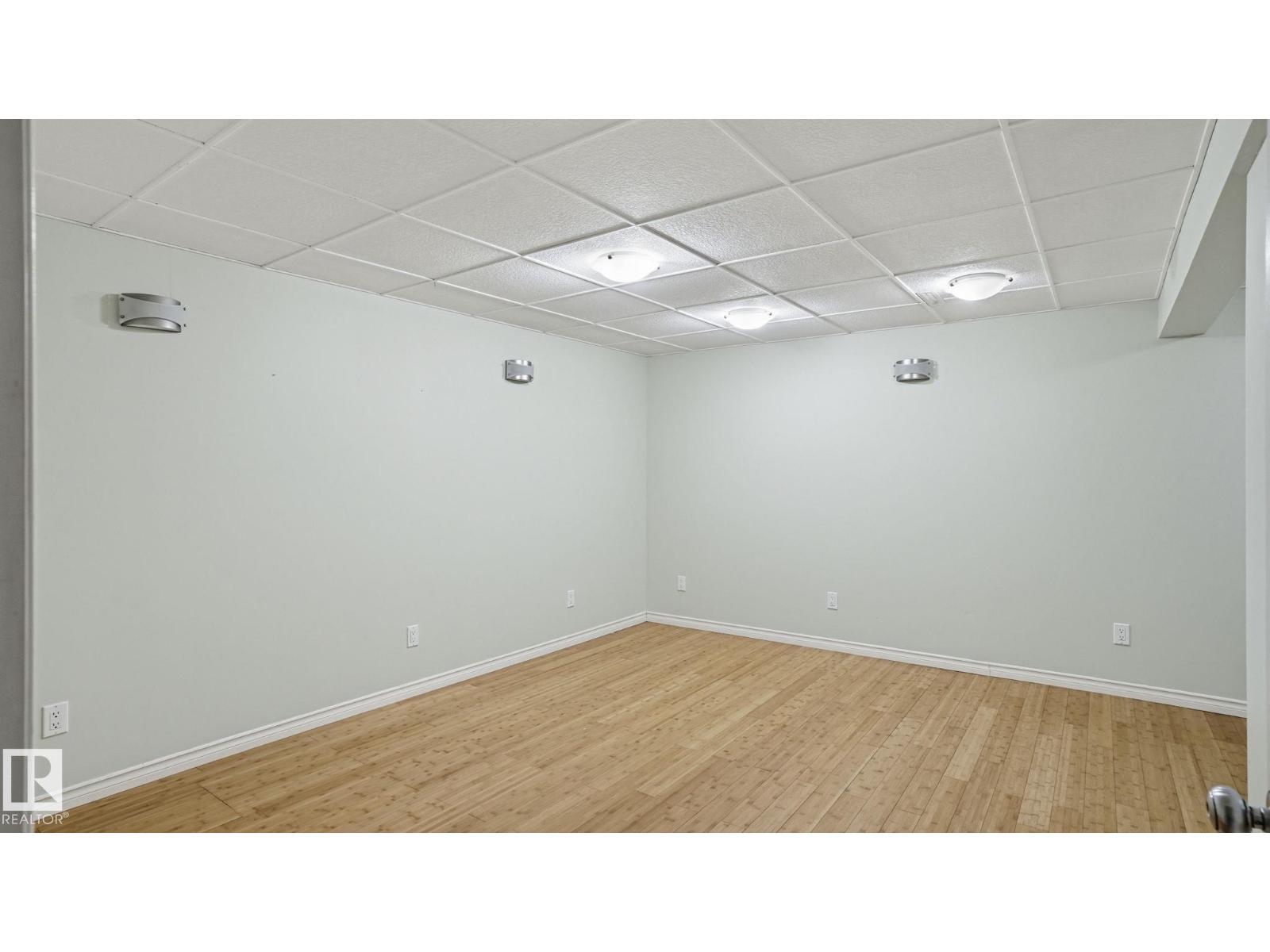 4309 47 ST - 26