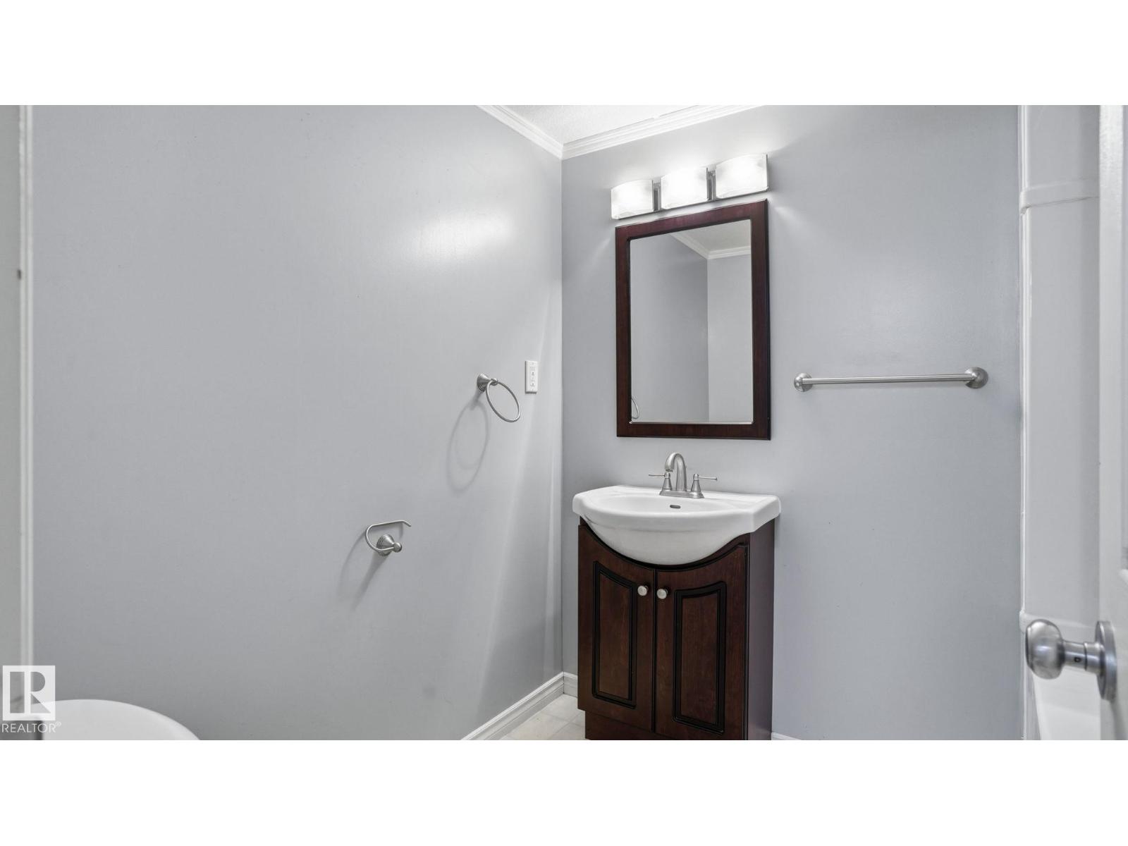 4309 47 ST - 28