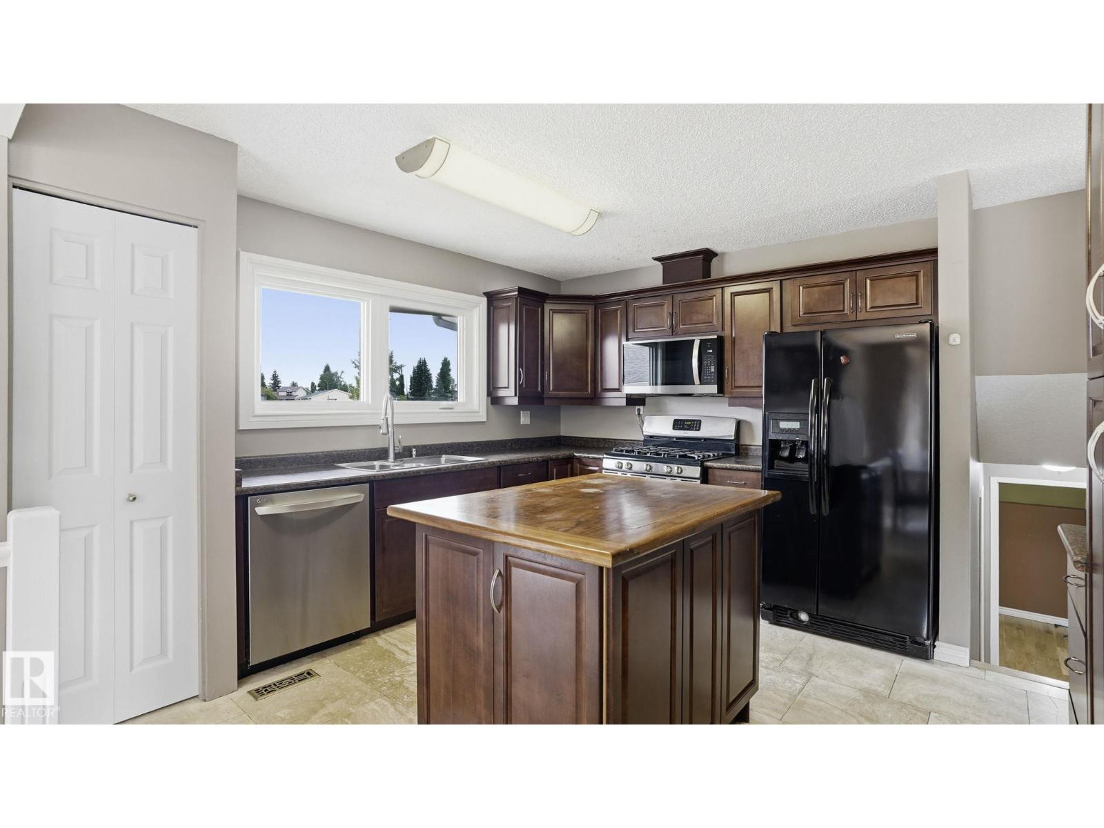4309 47 ST - 9