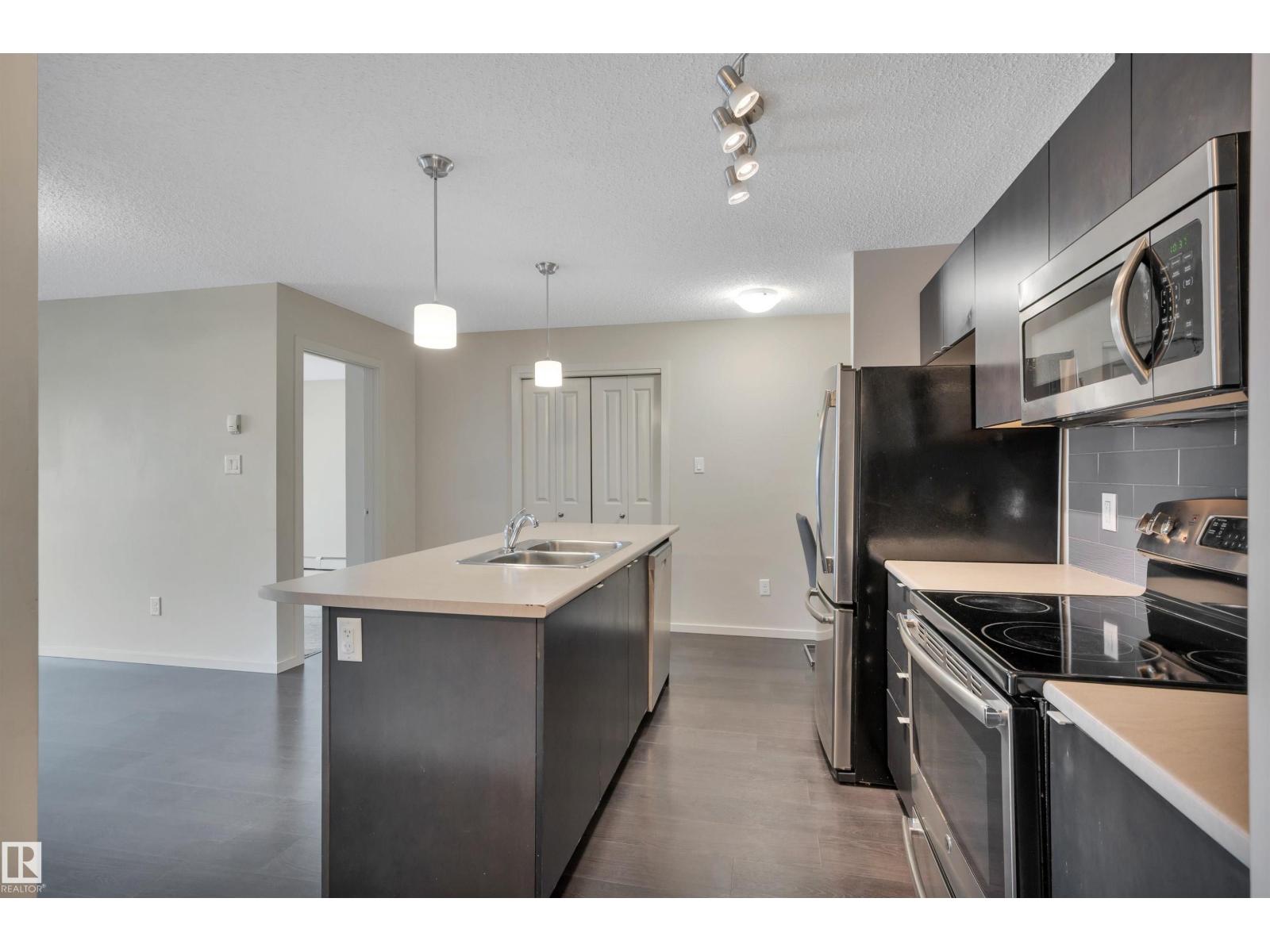 #447 348 WINDERMERE RD NW - 9