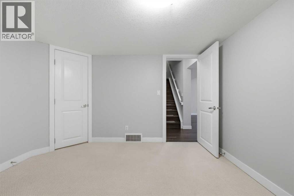 64 Panton Heights NW - 32