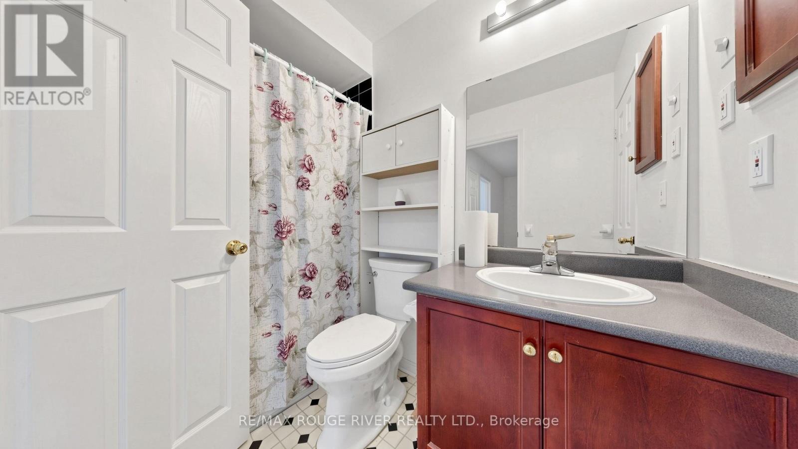 4 TROWELL LANE - 20