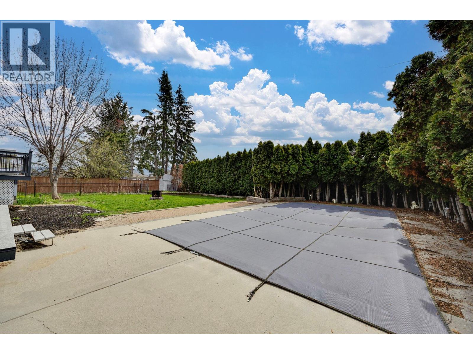 2545 Crestview Road - Image 2