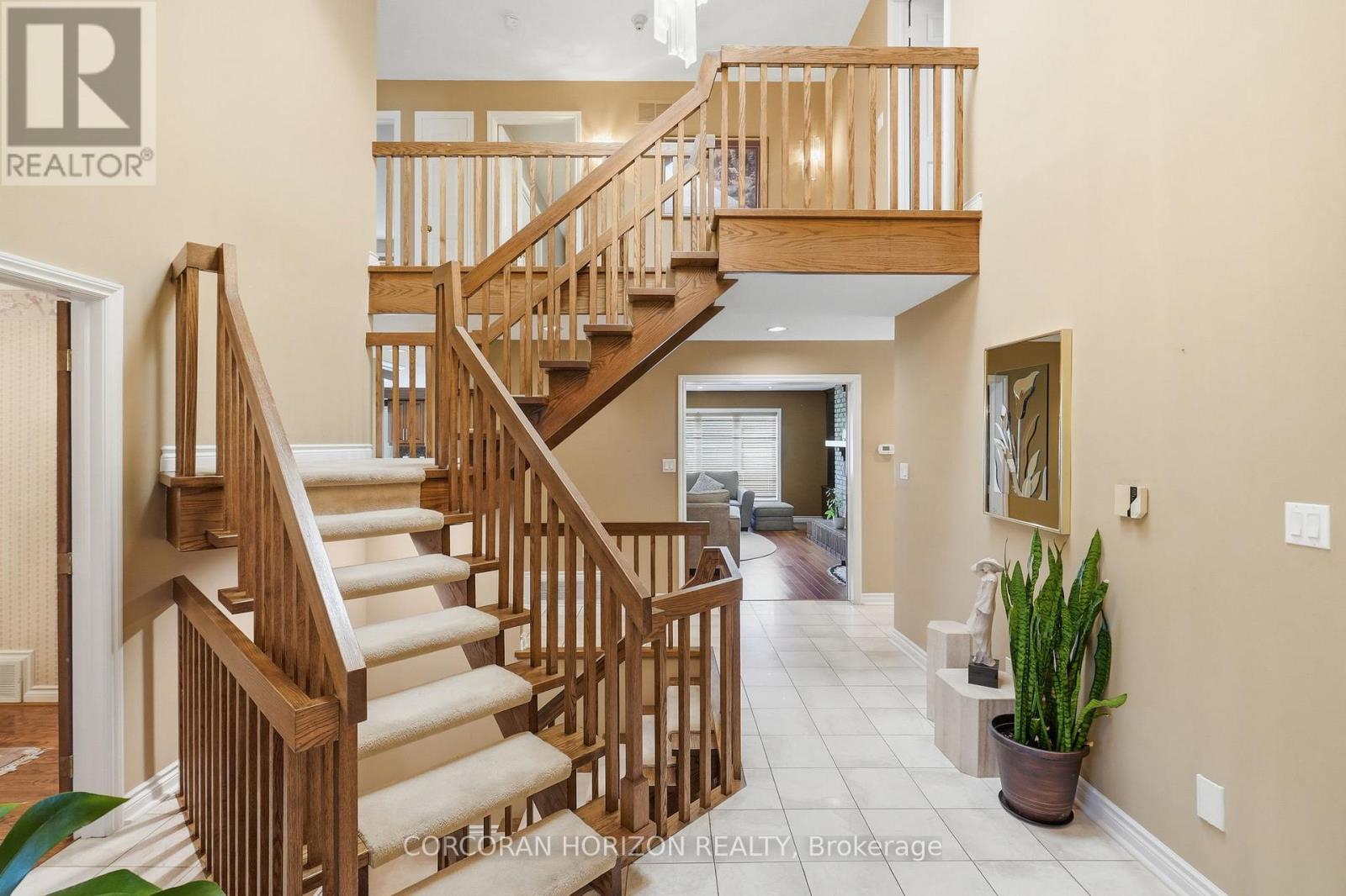18 CURTIS CRESCENT - 20