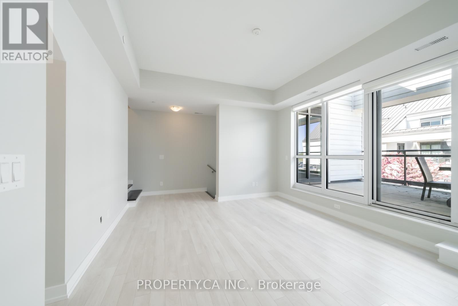 #130 331 BROWARD WAY - 11