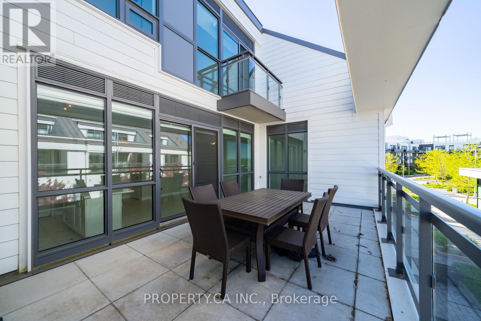 #130 331 BROWARD WAY - 23