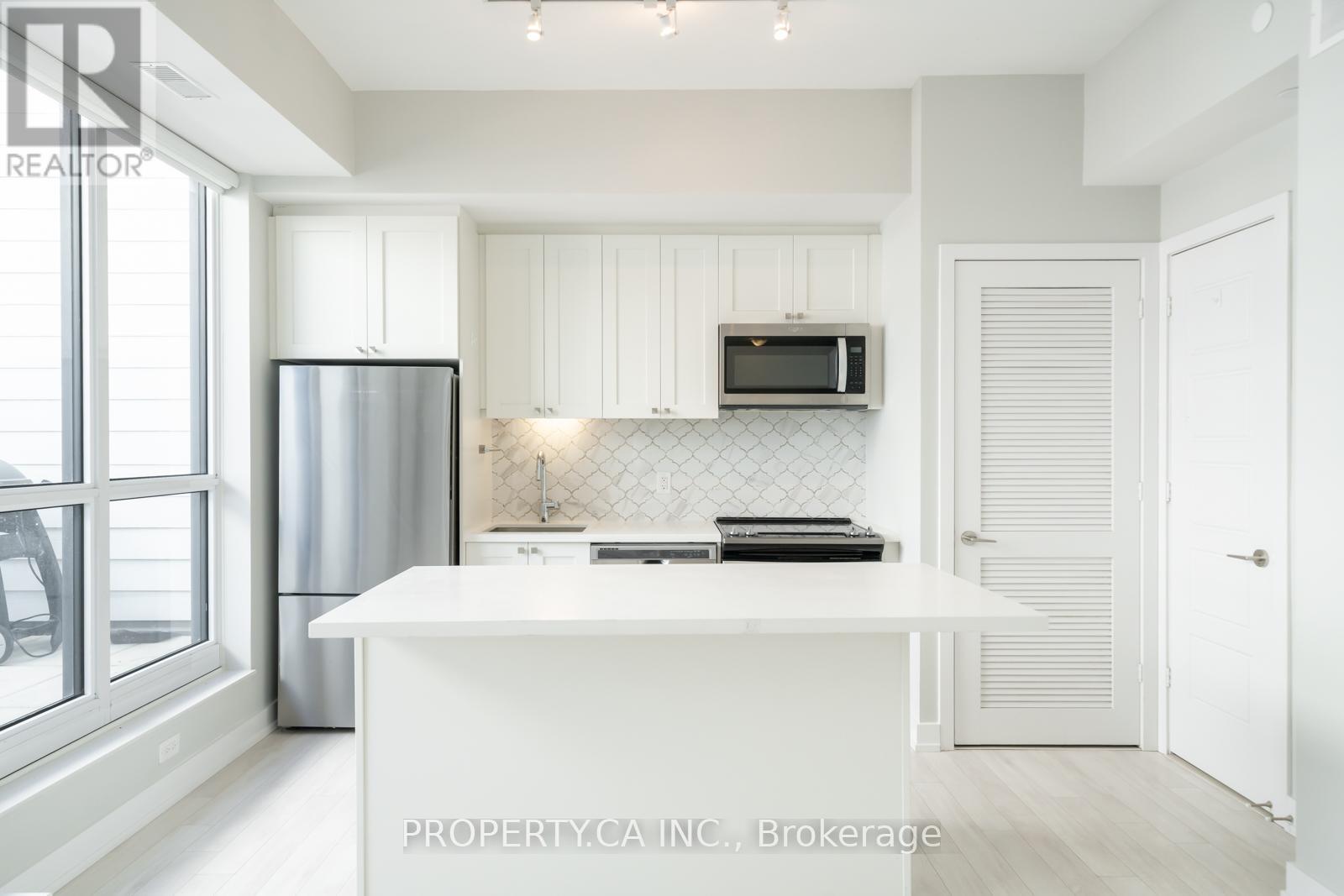 #130 331 BROWARD WAY - 8
