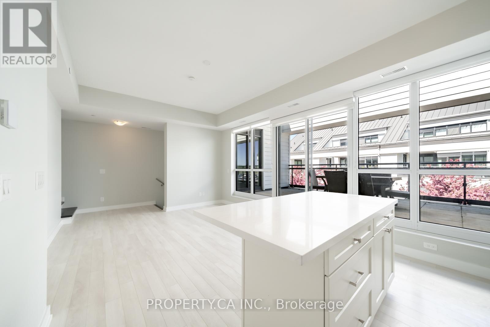 #130 331 BROWARD WAY - 9