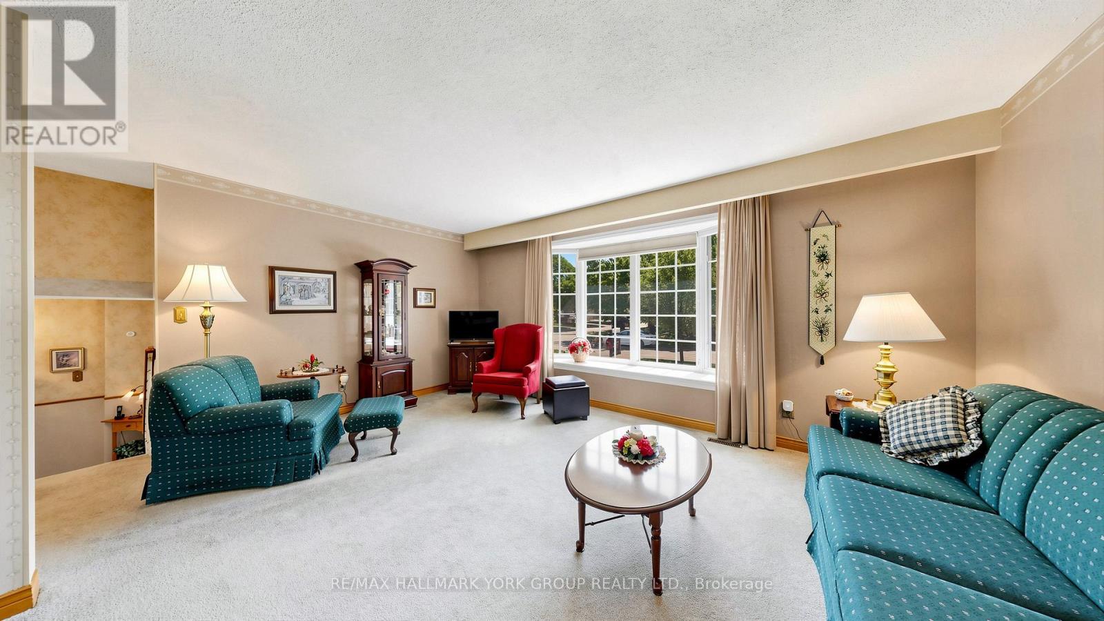 24 DEVINS DRIVE - 8