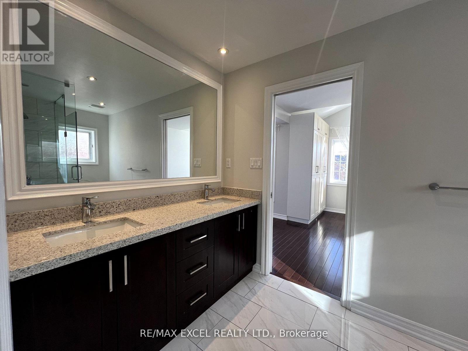 330 CALVERT ROAD - 29