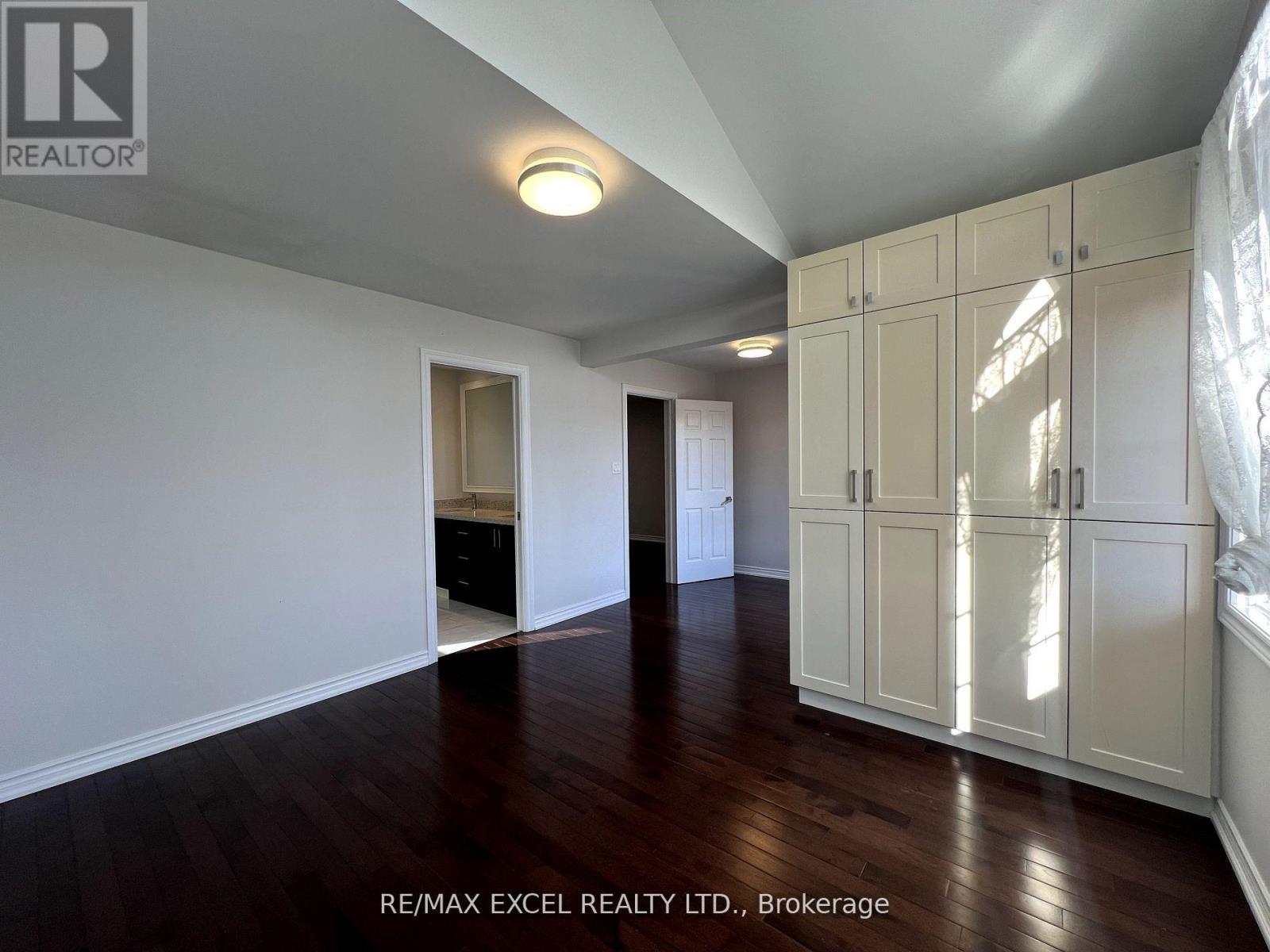 330 CALVERT ROAD - 17
