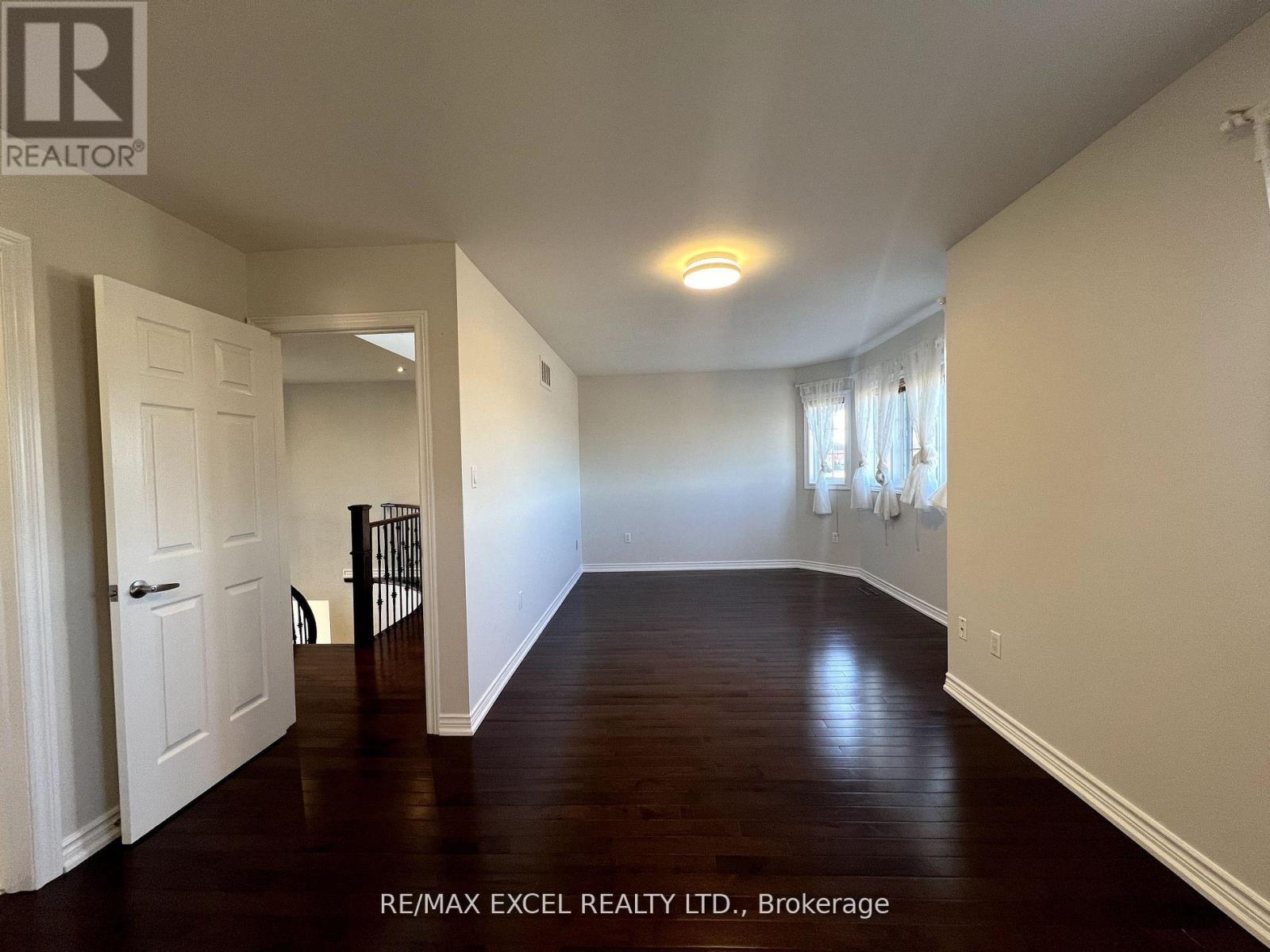 330 CALVERT ROAD - 28