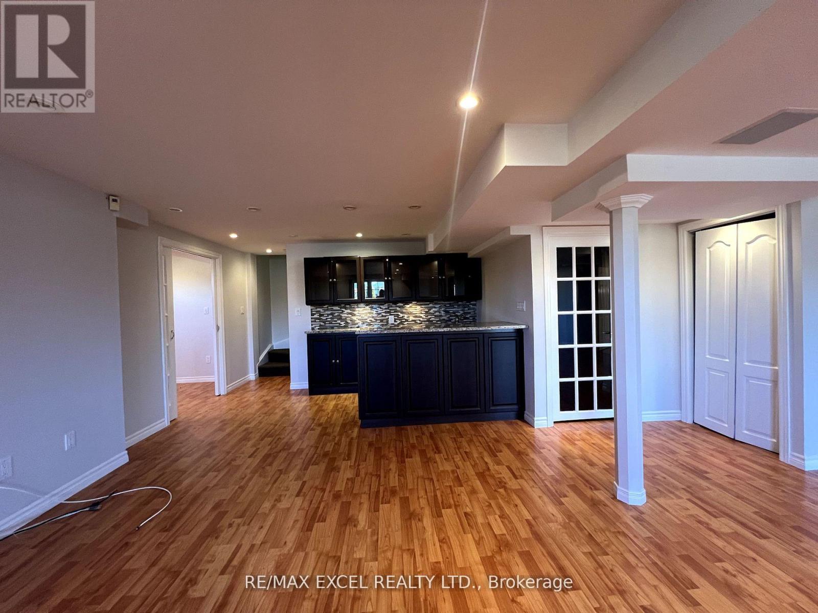 330 CALVERT ROAD - 6