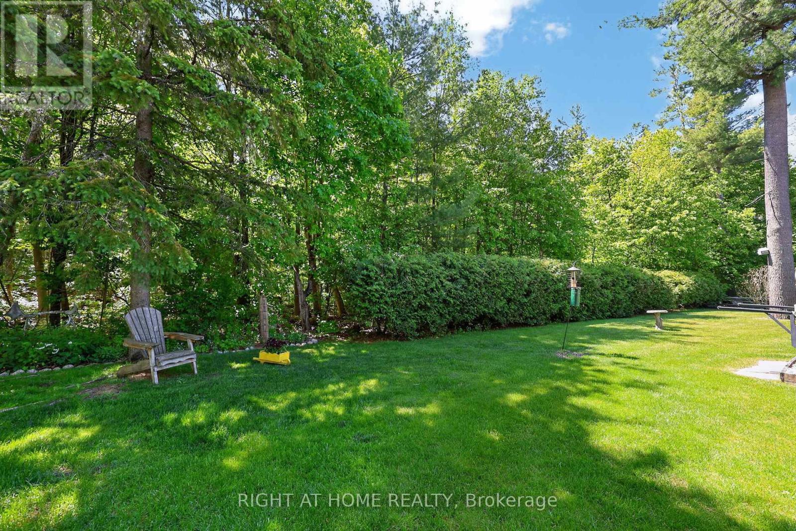 23 HOLLOWAY LANE - 45