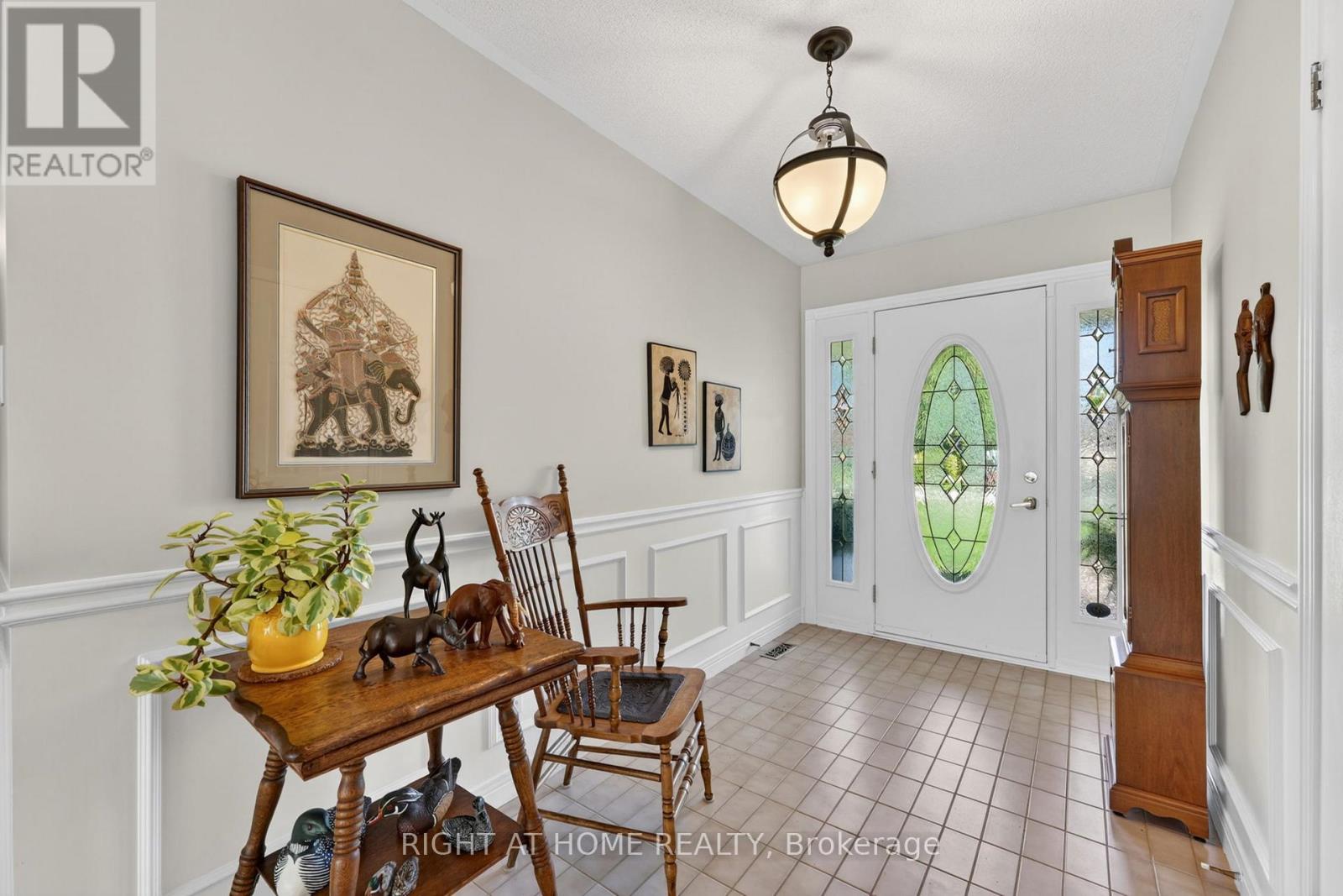 23 HOLLOWAY LANE - 5