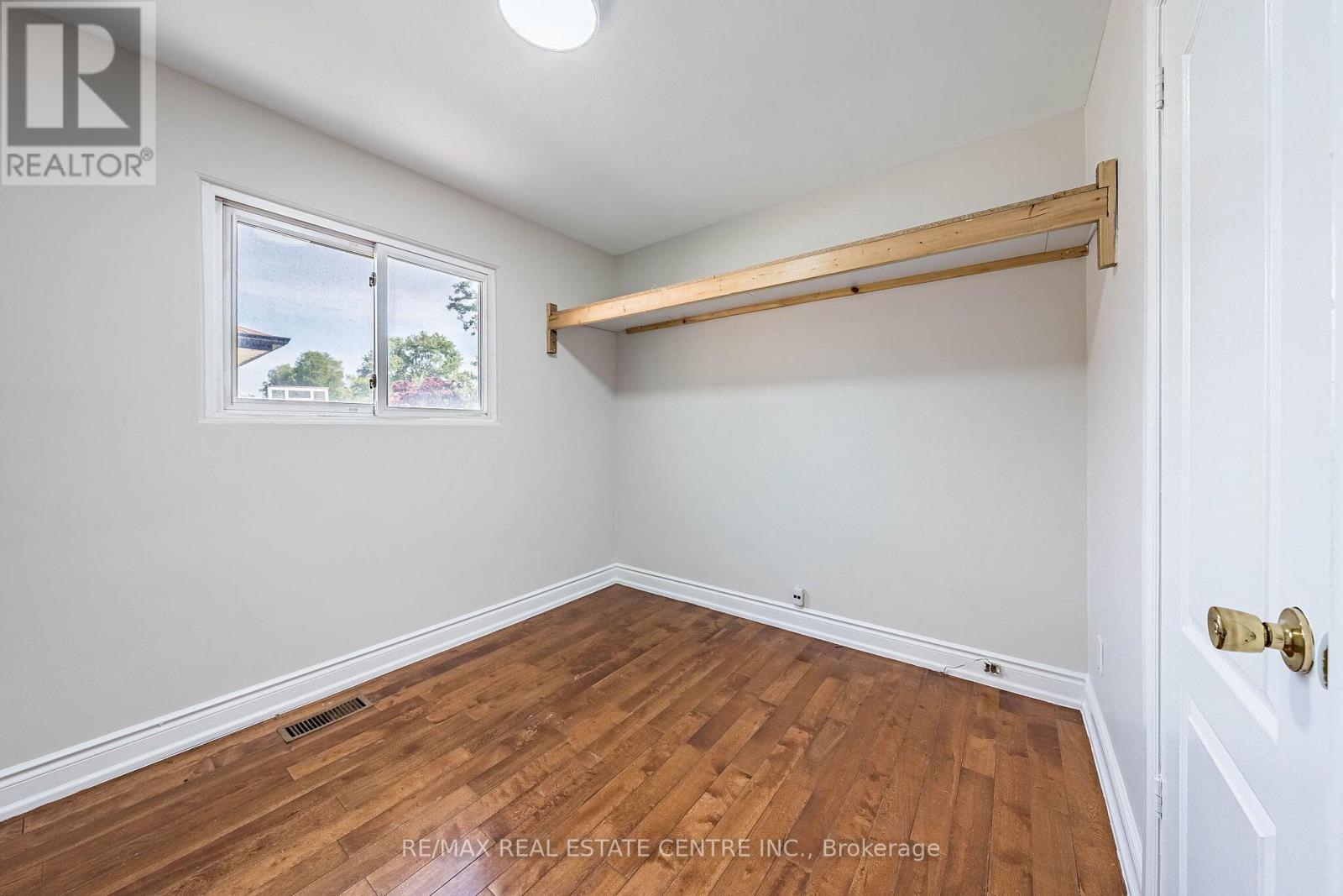 2 MILNER ROAD - 25