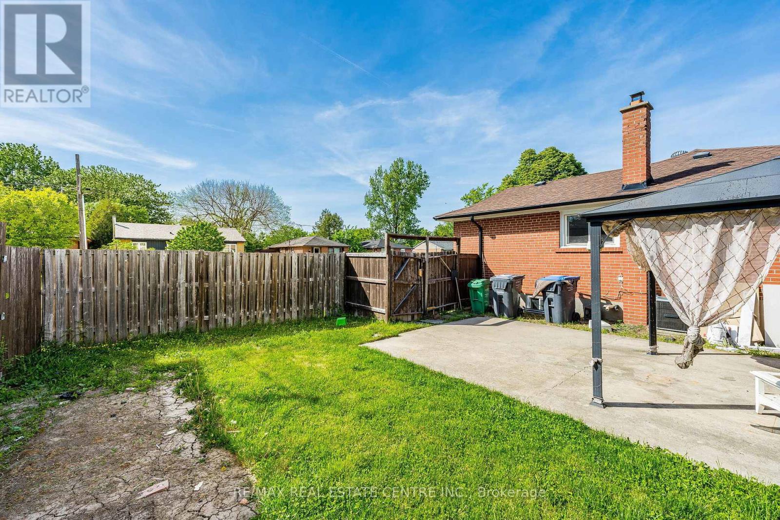 2 MILNER ROAD - 47