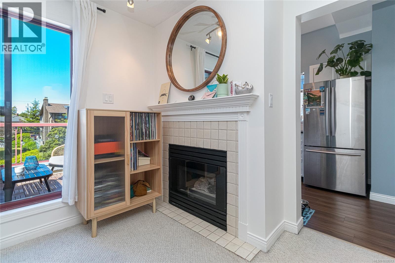 #407 545 Manchester Rd - 12