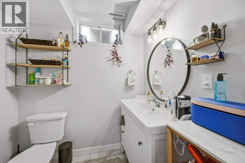 124 Martin Close