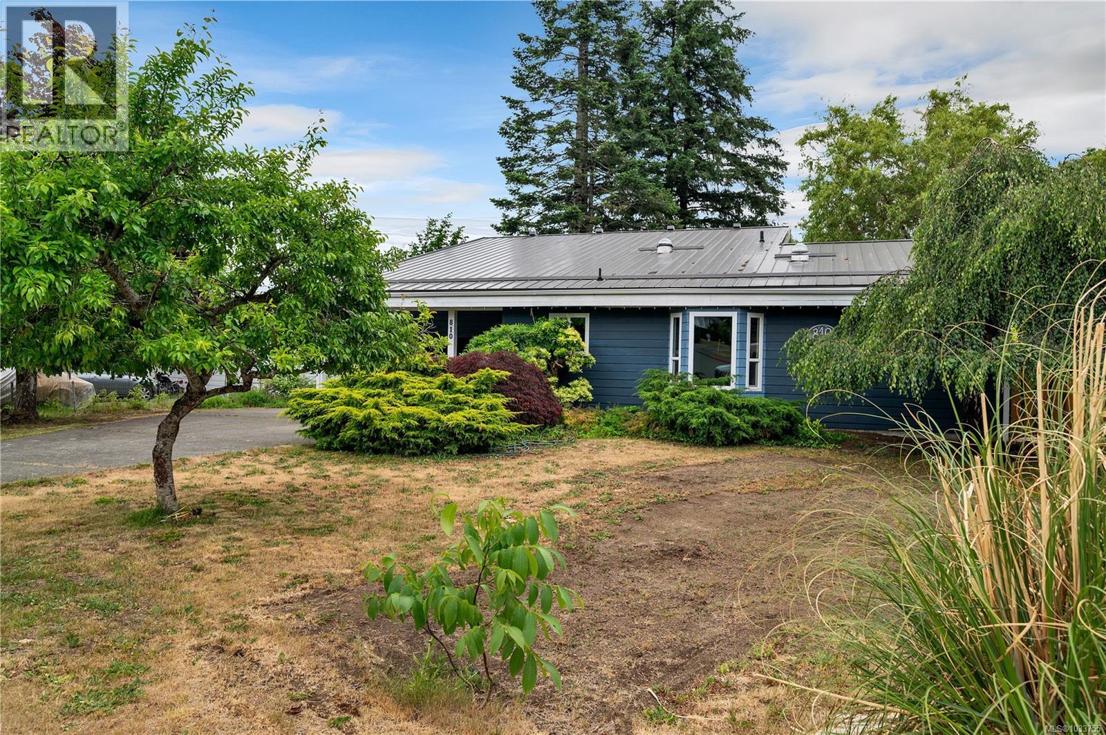 810 Shellbourne Blvd - 46