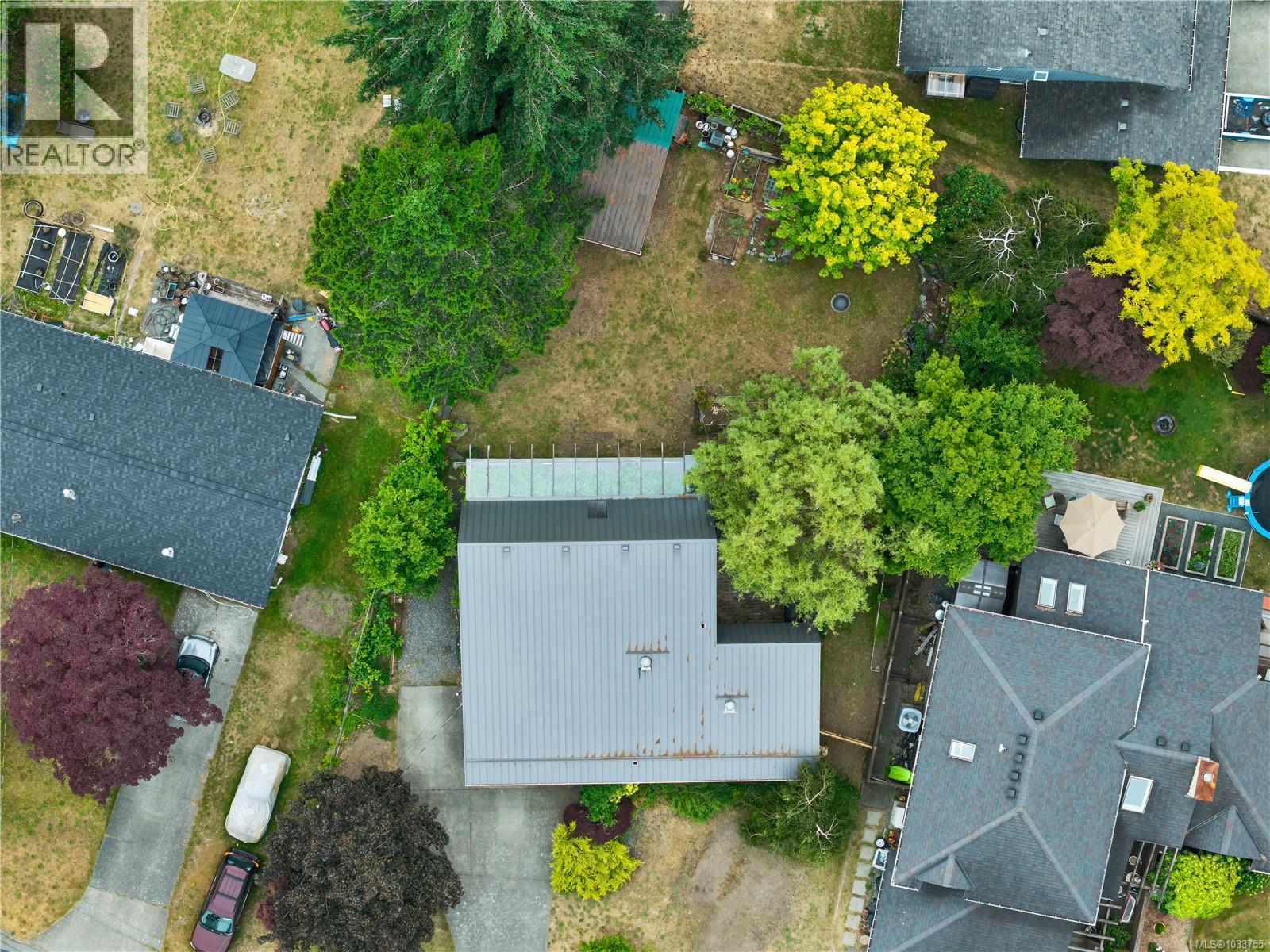 810 Shellbourne Blvd - 54