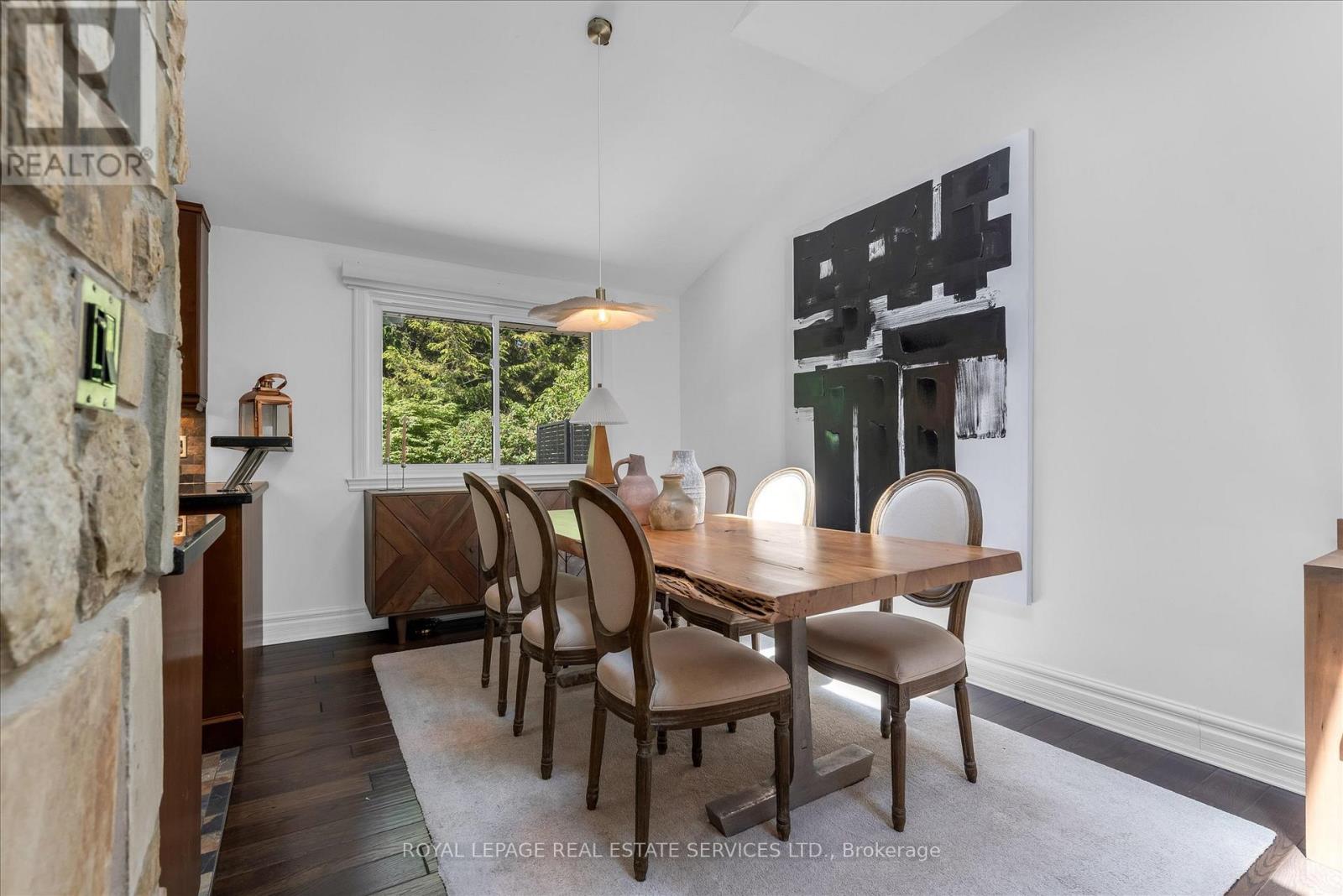 4163 LAKESHORE ROAD - 16