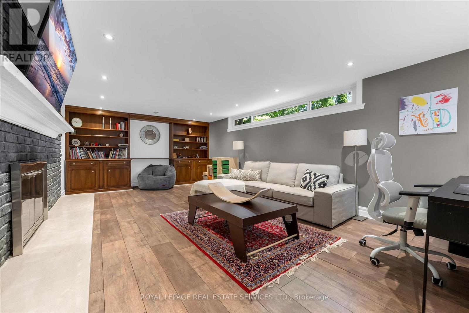 4163 LAKESHORE ROAD - 19