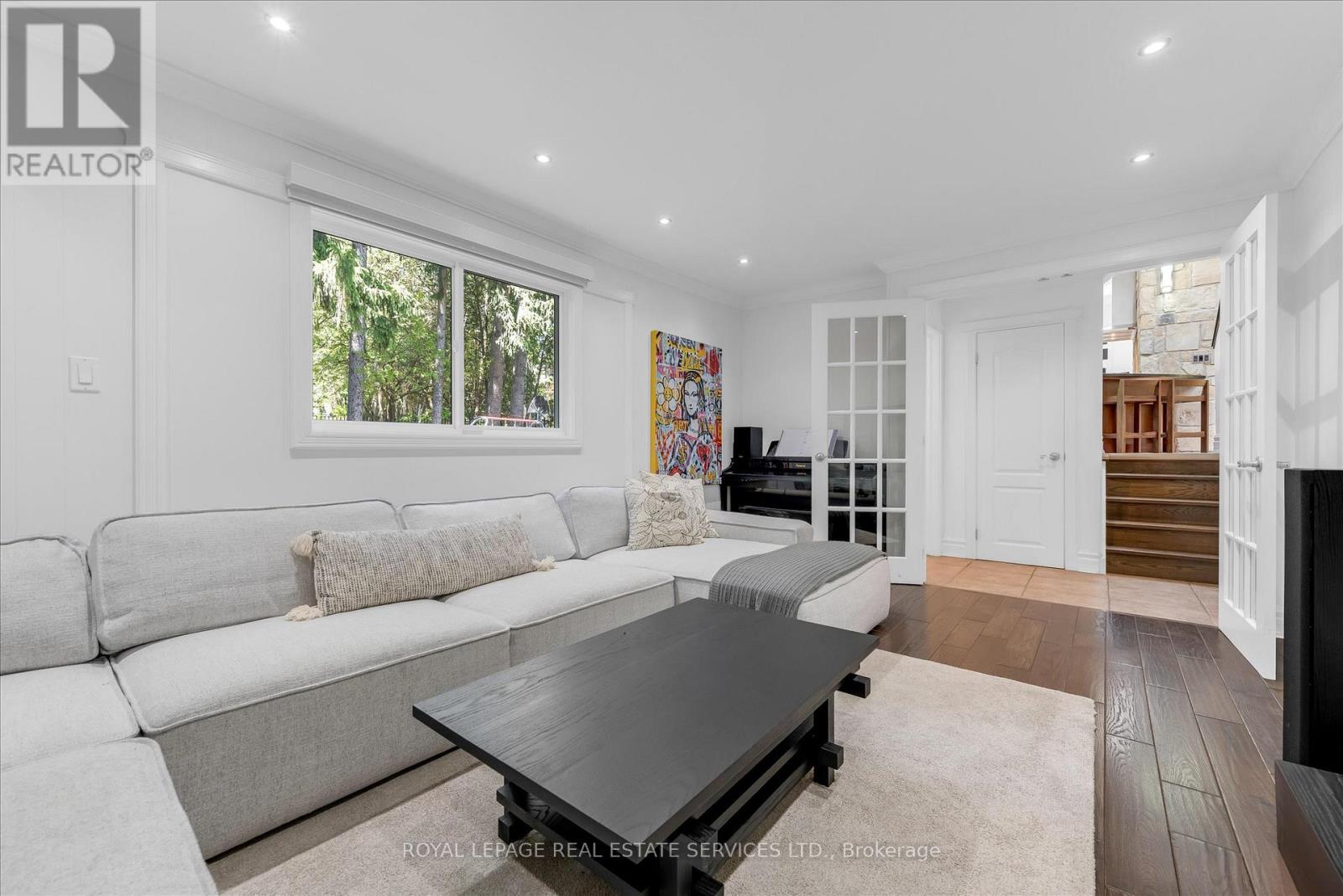 4163 LAKESHORE ROAD - 20