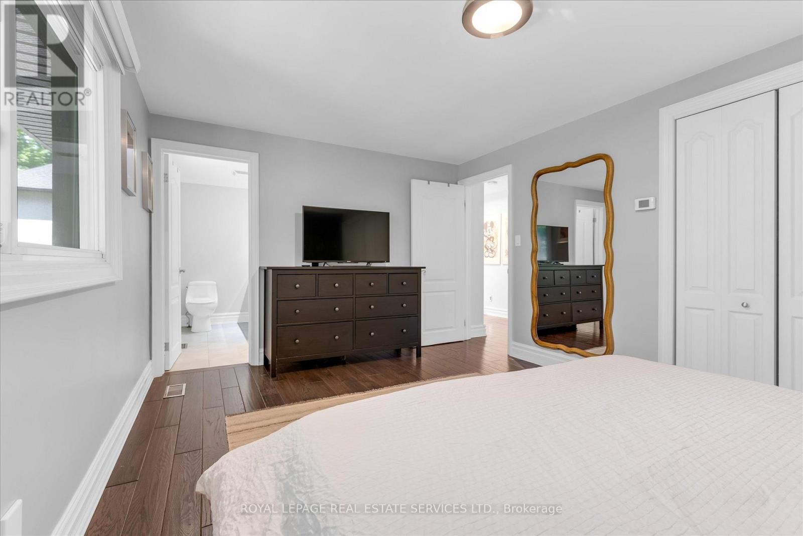 4163 LAKESHORE ROAD - 25
