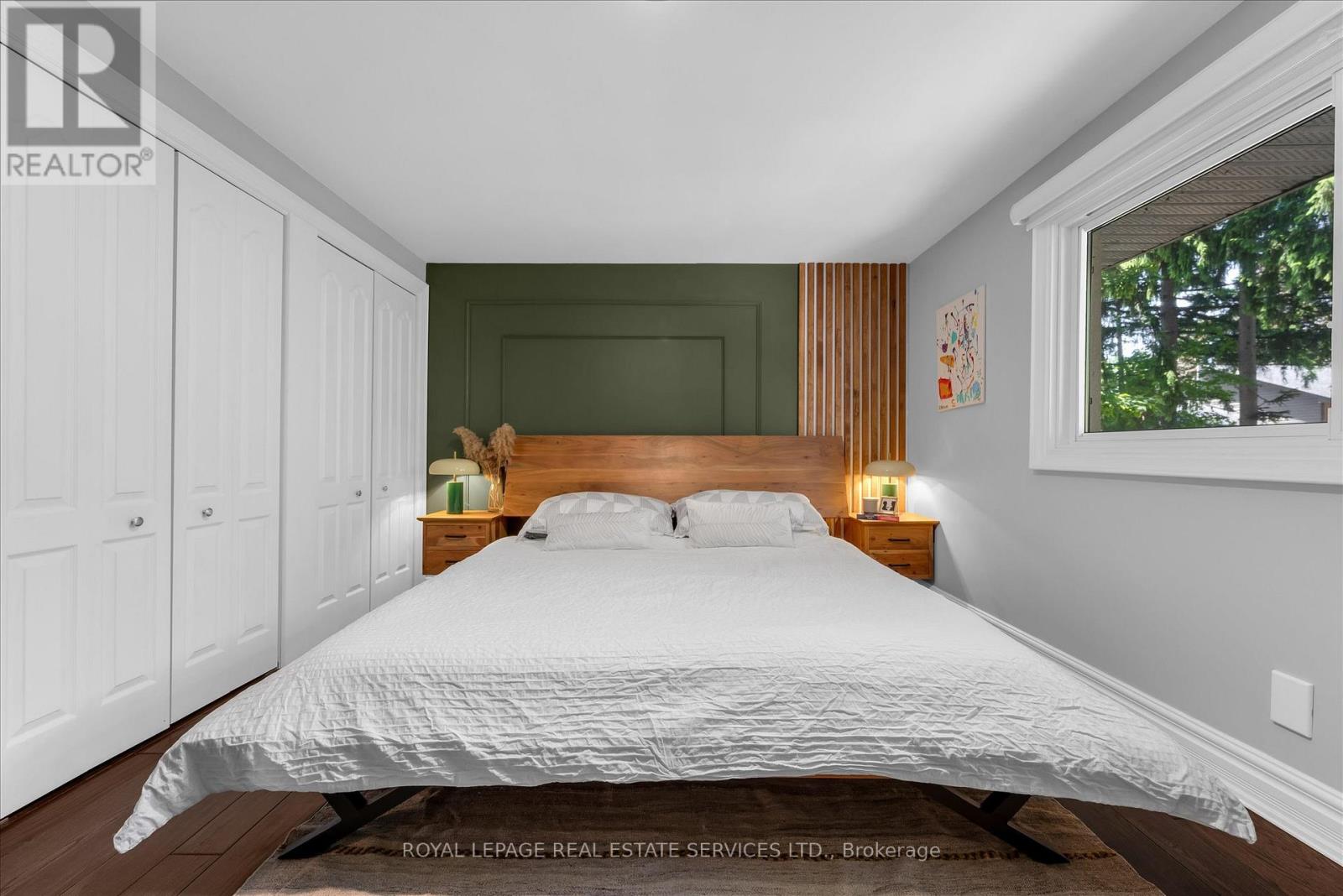 4163 LAKESHORE ROAD - 26