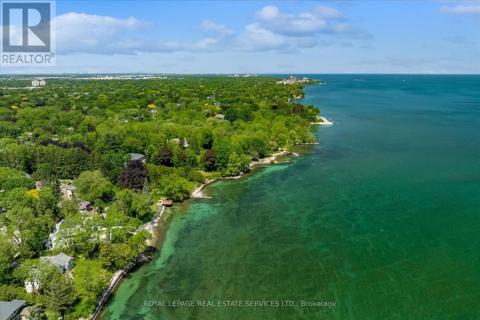 4163 LAKESHORE ROAD - 39
