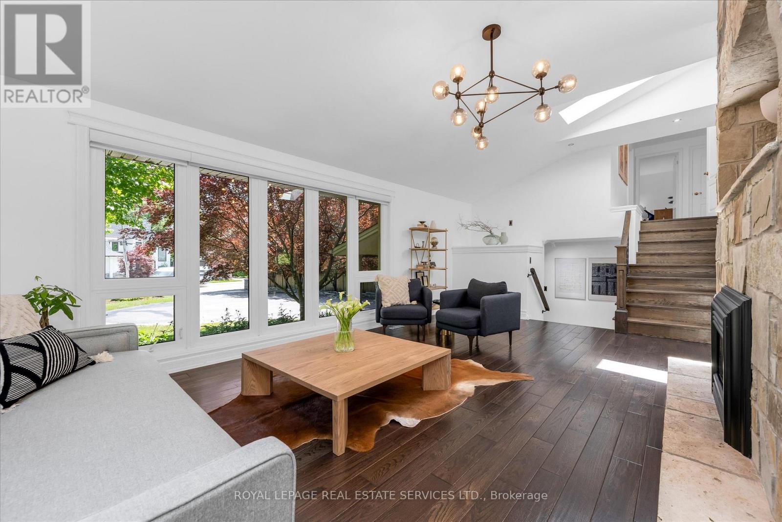 4163 LAKESHORE ROAD - 8