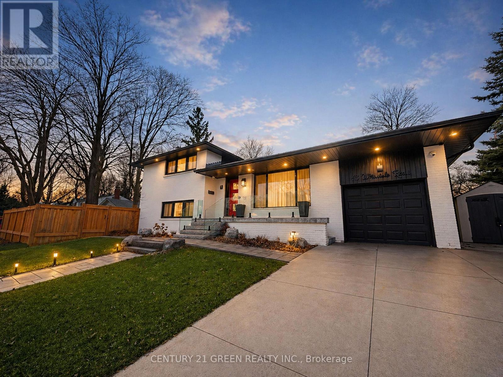 Listing photo of 18 WINSDALE ROAD