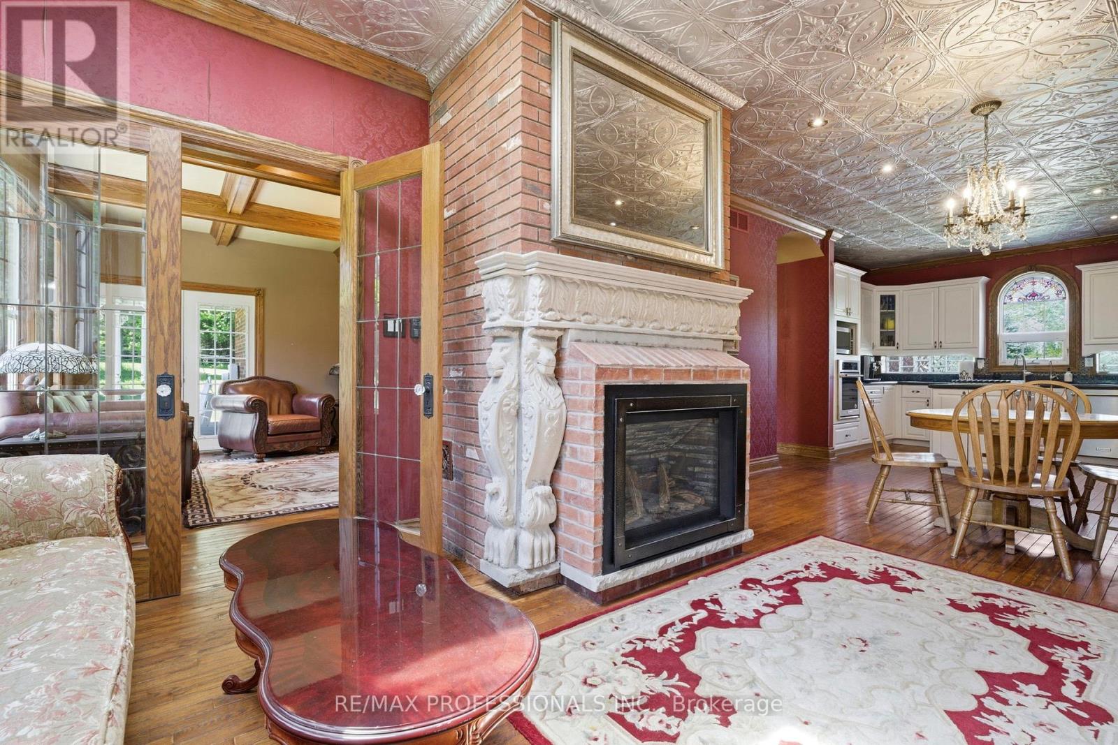 18655 HEART LAKE ROAD - 23
