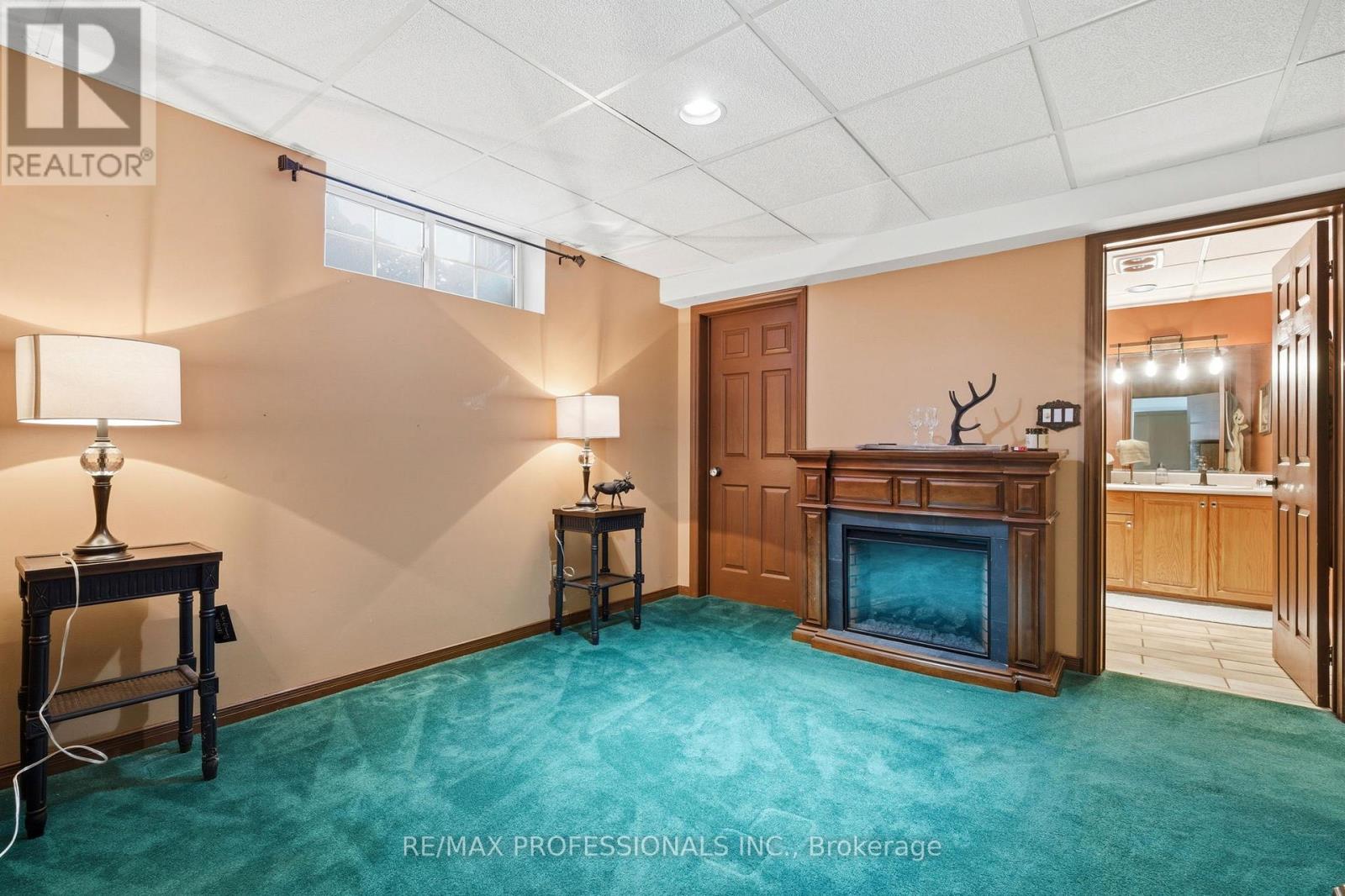 18655 HEART LAKE ROAD - 44