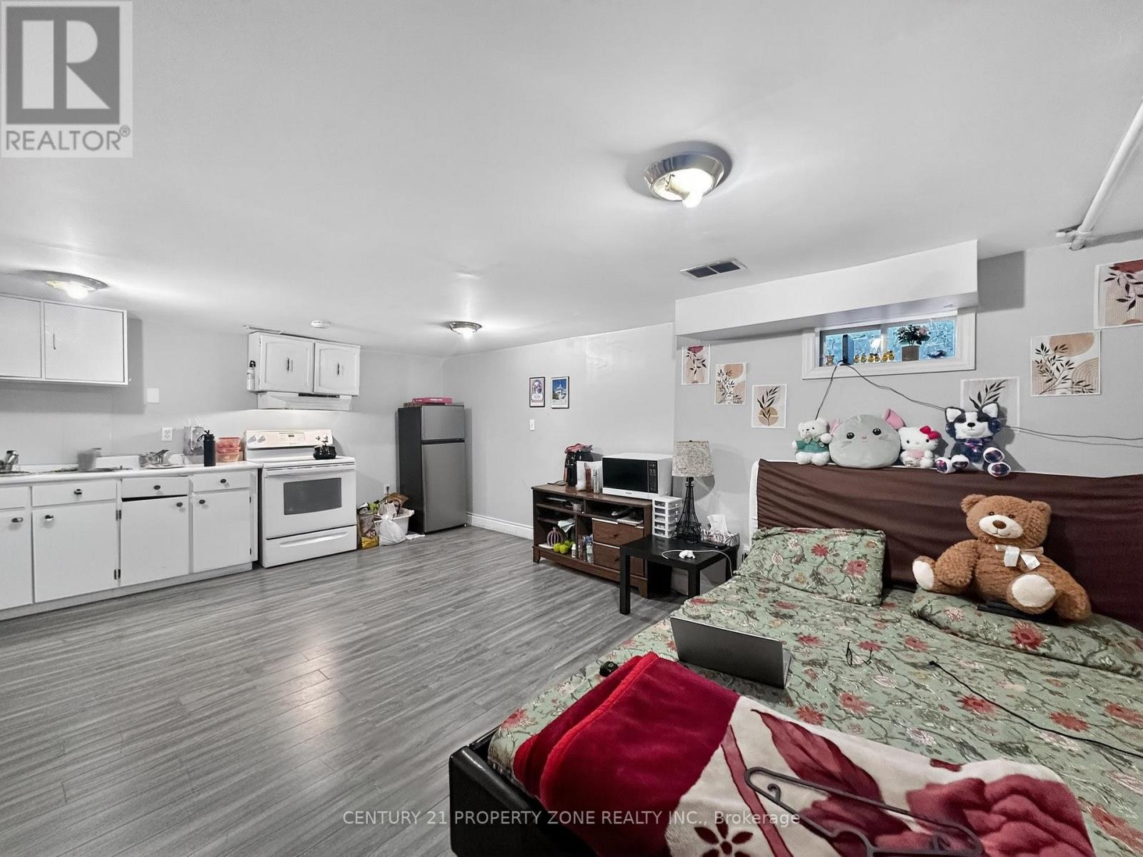 65 SHADY PINE CIRCLE - 18