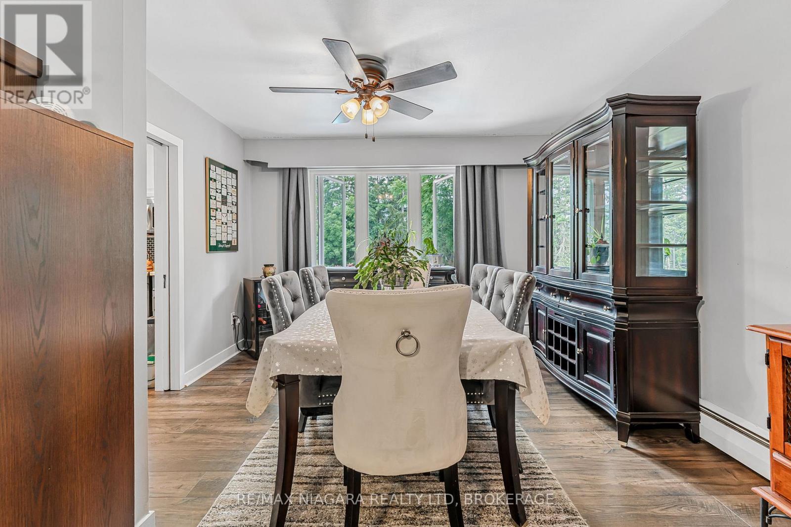 671 RIDGE ROAD N - 12