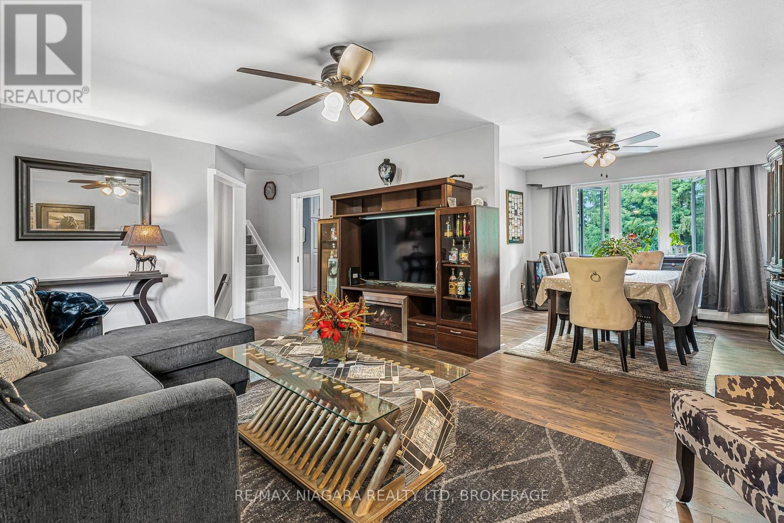 671 RIDGE ROAD N - 5