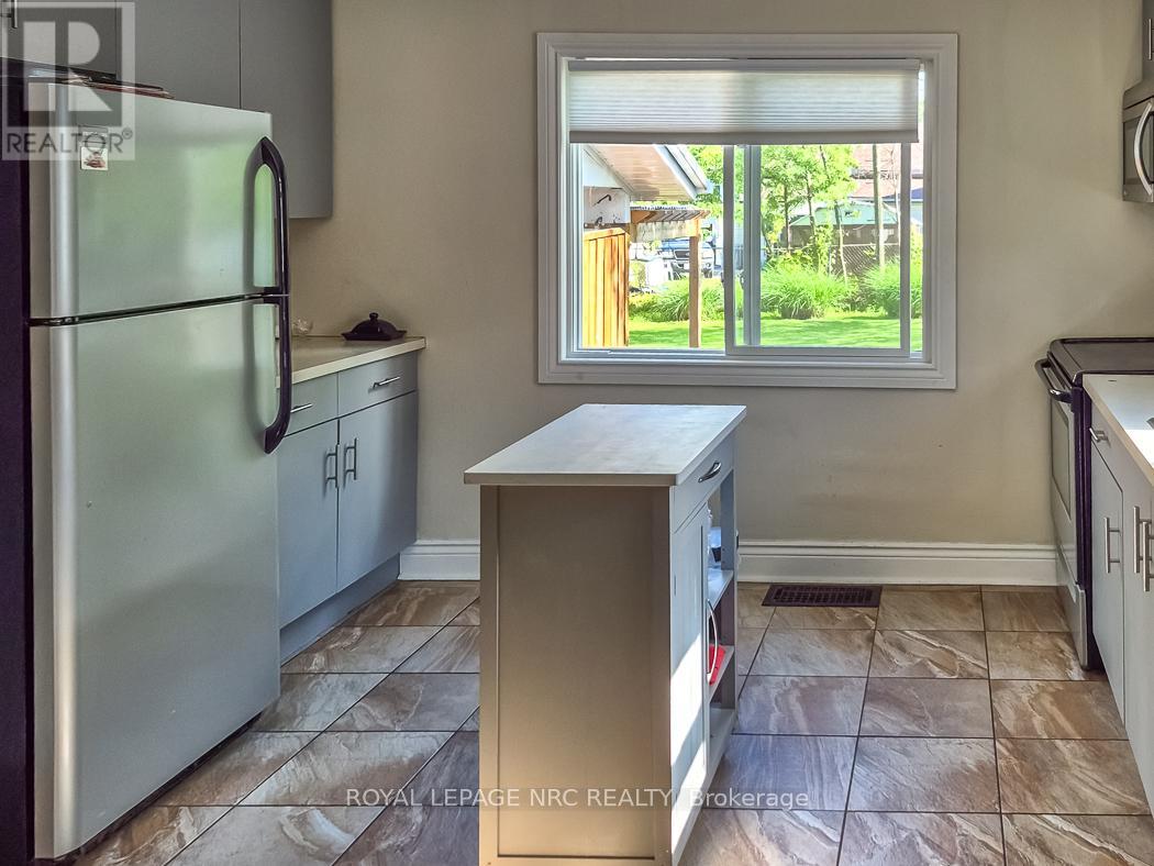 14 OAKWOOD AVENUE - 6